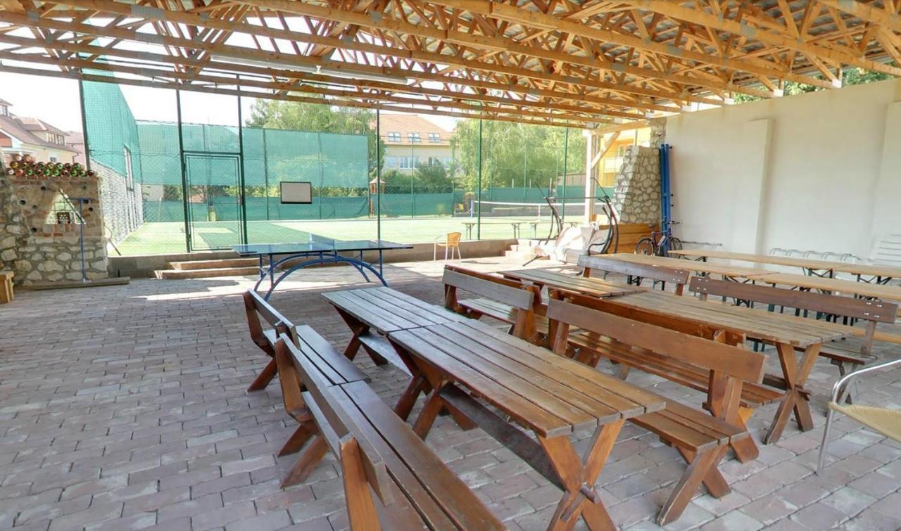 Apartmany Gulliver ميكولوف المظهر الخارجي الصورة